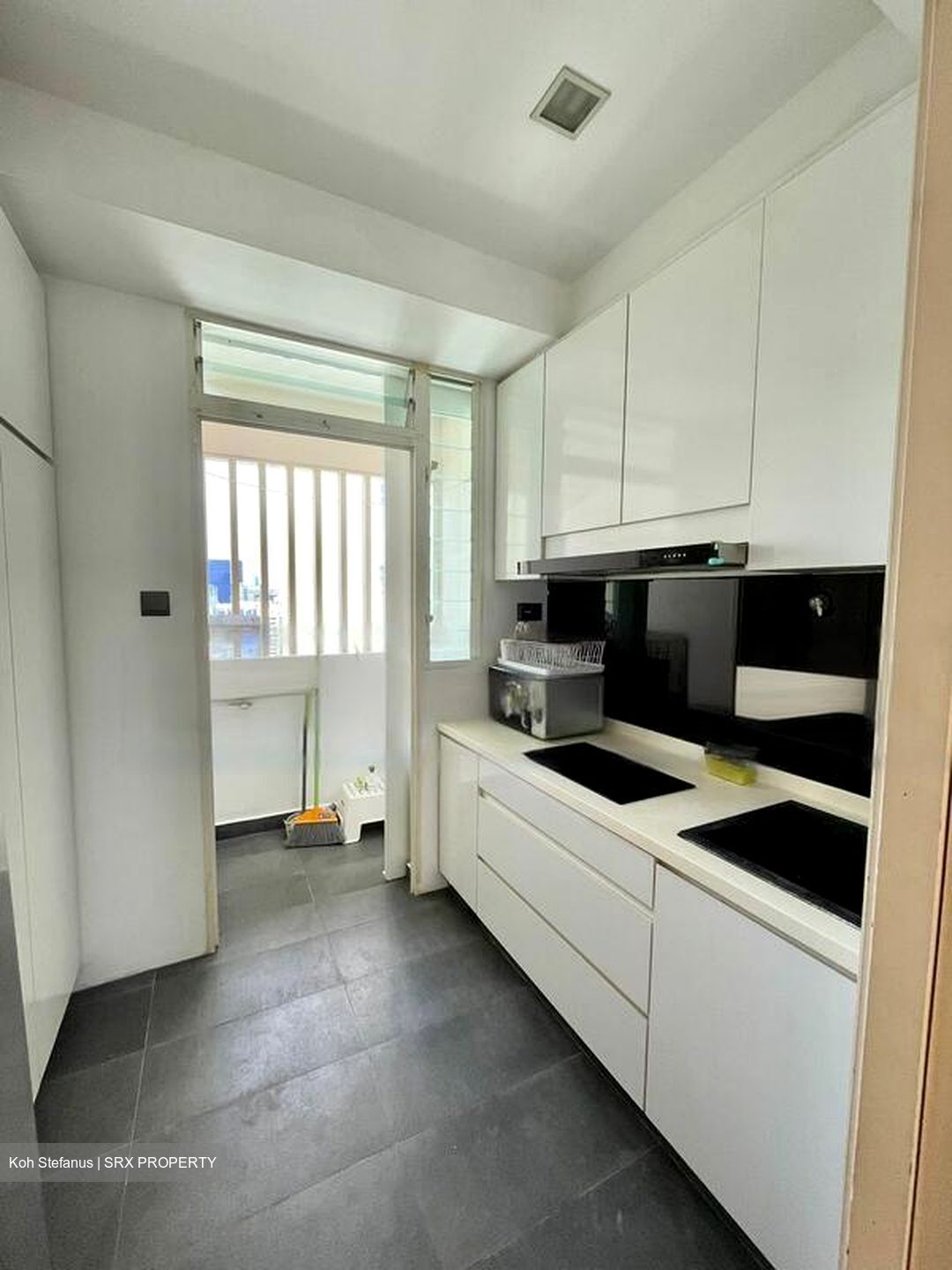 Trellis Towers (D12), Condominium #464382021